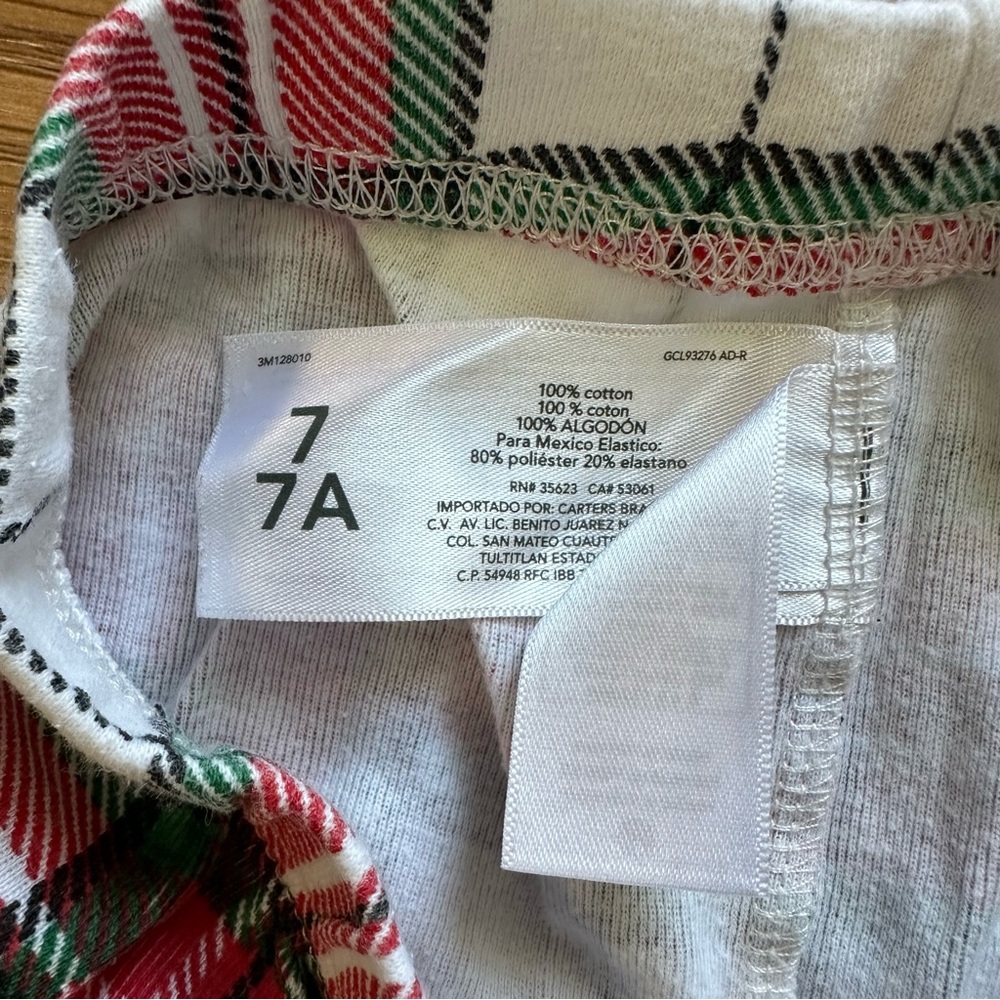 2pc Carter’s Size 7 7A Long Sleeve Cotton Christmas Holiday Plaid Pajamas EUC! - Picture 6 of 7